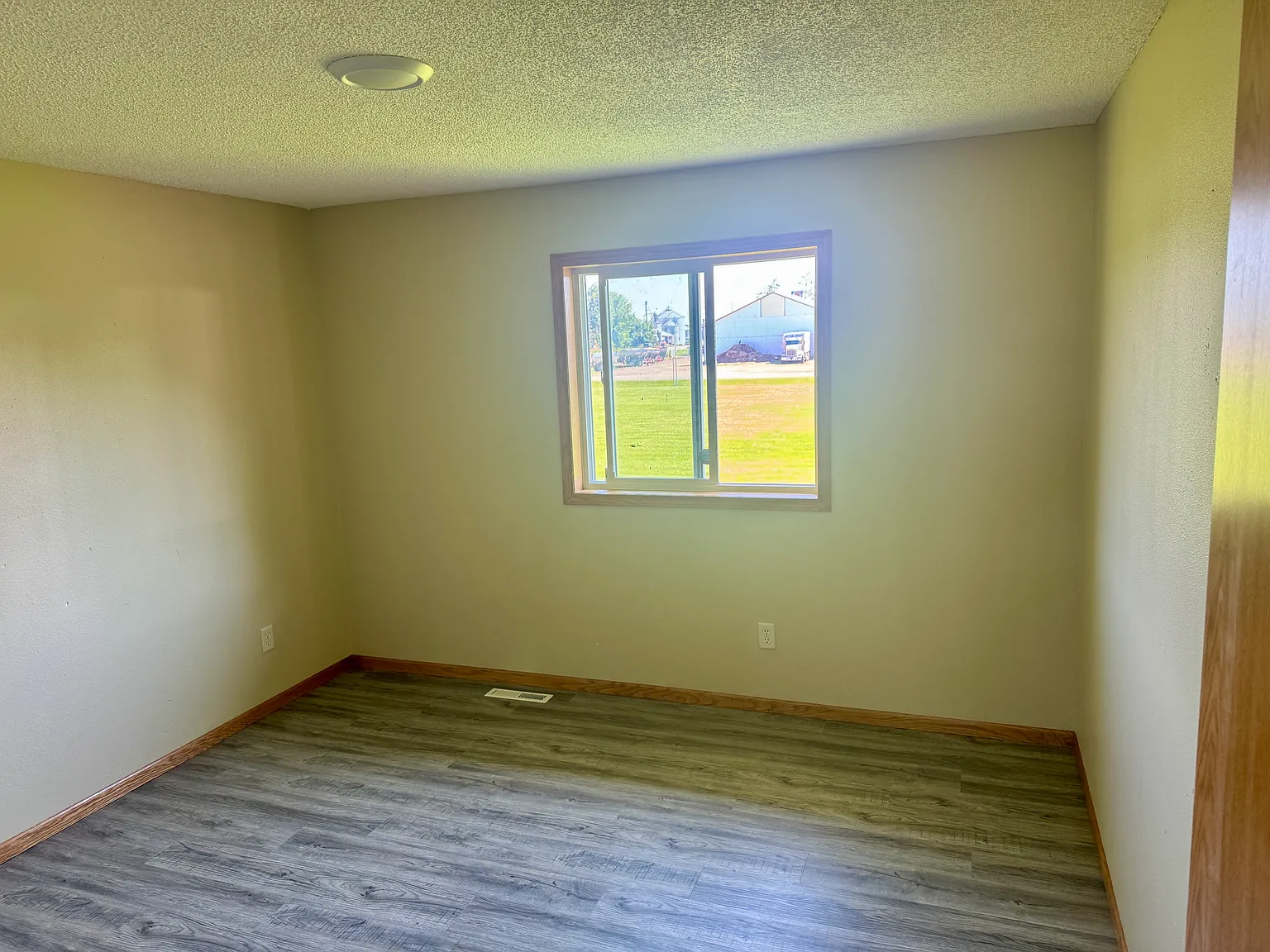1 bed, 600 sqft, $900 — Photo 4