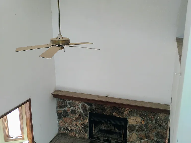 6476 Hackberry Dr — Photo 2