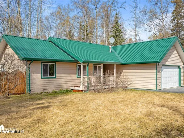 1040 N Craig Stadler Loop, Wasilla, AK 99623