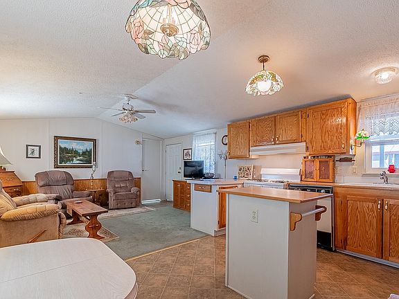 5th image of 13138 E 49th Dr