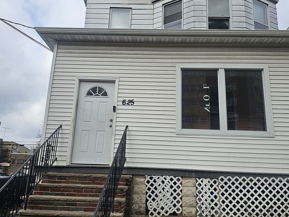 1st image of 625 Nye Ave Floor 1
