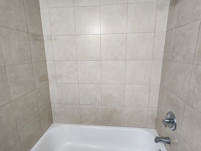 1504 NW 89th Ter #1 — Photo 18