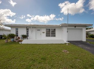 8761 Pickwick Rd, North Port, FL 34287