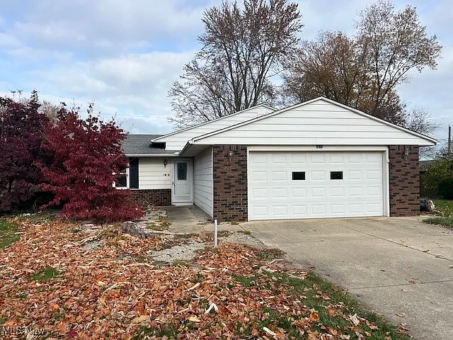 2815 E Perkins Ave photo 1