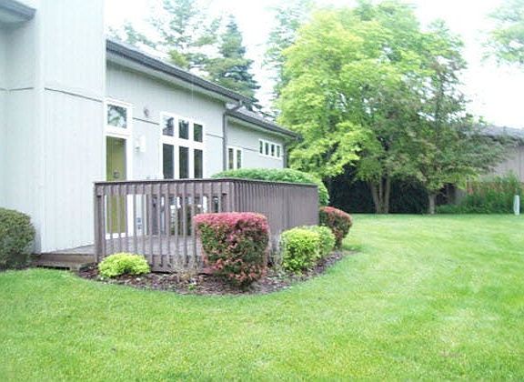 2nd image of 1214 Baythorne Dr