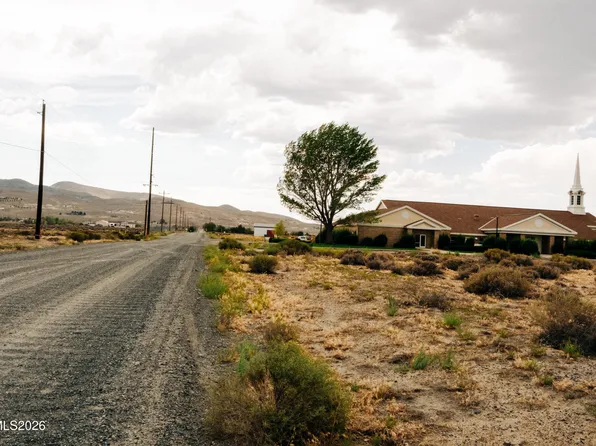 1090 E Green Ave, Silver Springs, NV 89429
