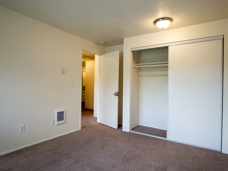 2628 NE Red Sunset Dr — Photo 9