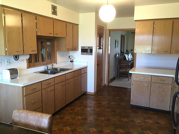 2nd image of 2320 W Atlantic Ave