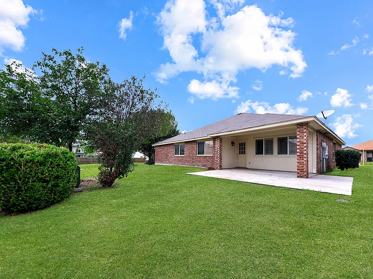 1804 Lobrecht Ct — Photo 24