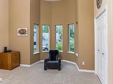 Main flr bedroom/office/den
