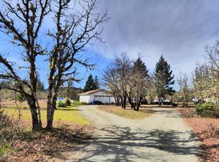 5524 Rockydale Rd, Cave Junction, OR 97523