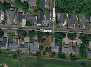 305 SW Range Dr, Waldport, OR 97394
