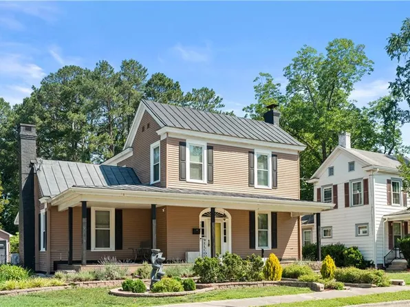 506 Lee St, Franklin, VA 23851