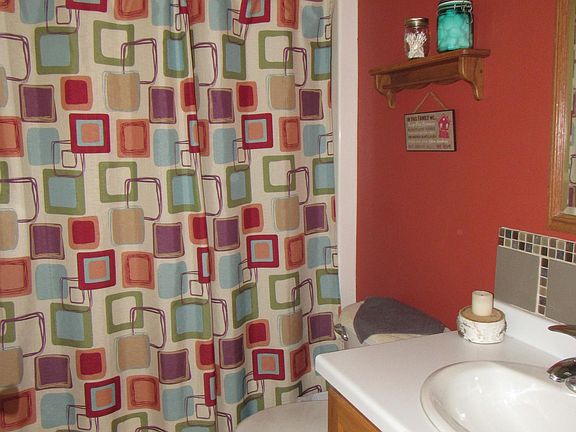 5th image of 25076 Oakland Beach Ln