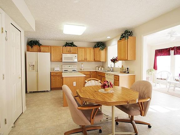 5th image of 5170 Stonehurst Dr