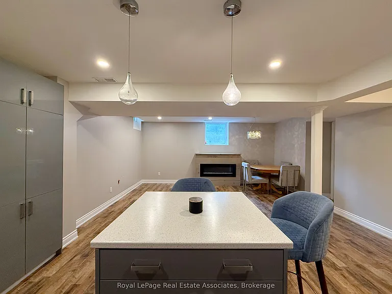 51 Sorbonne Dr — Photo 4