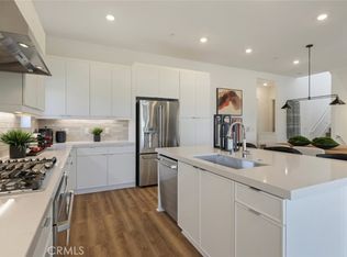 450 Loon, Irvine, CA 92618