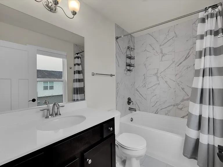 2nd Bedroom FULL Bath