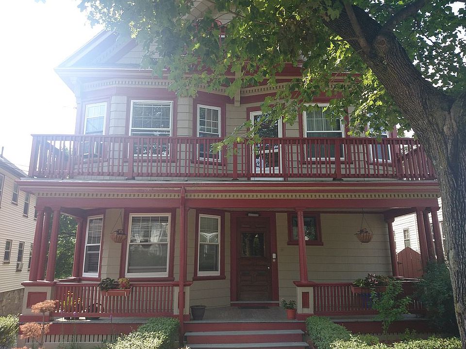 1st image of 165 Wachusett St #2