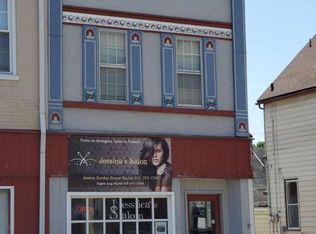 114 E Main St #A, Mascoutah, IL