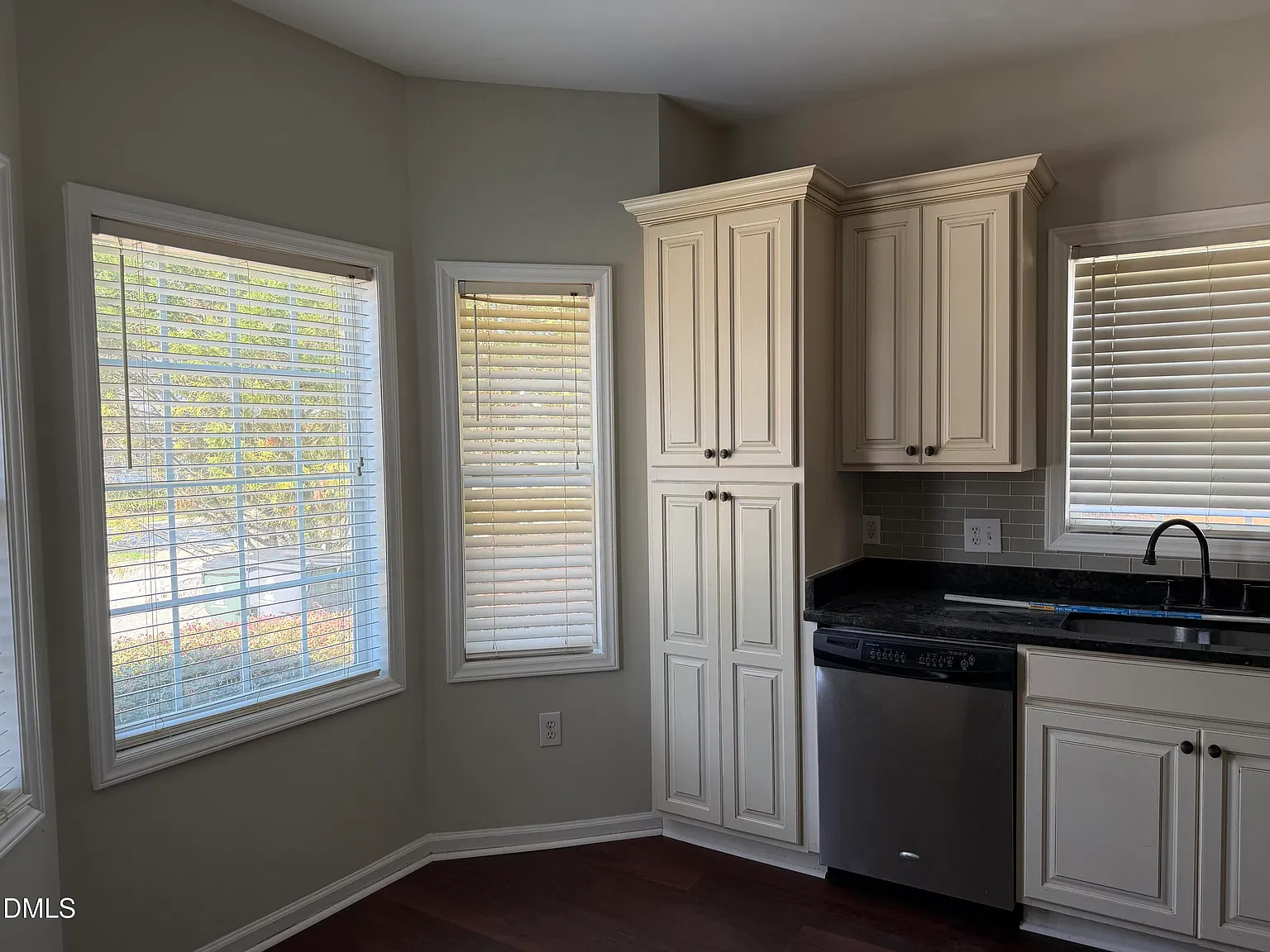 4 bed, 2.5 bath, $2,250 — Photo 4