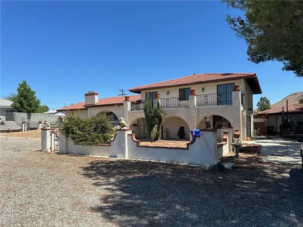 16485 Wintun Rd, Apple Valley, CA 92307