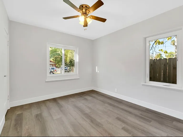 1519 Tessa Ave - Sacramento 95815 — Photo 12