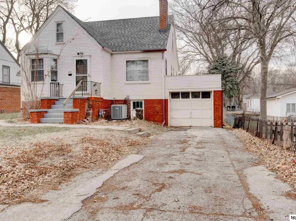 3108 N 55th St, Omaha, NE 68104