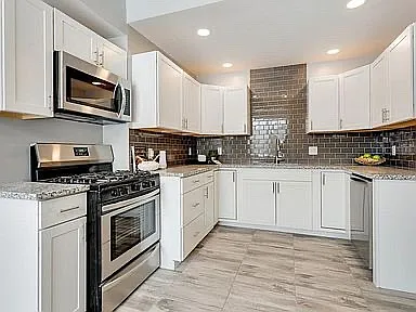 3 bed, 1600 sqft, $1,950 — Photo 4