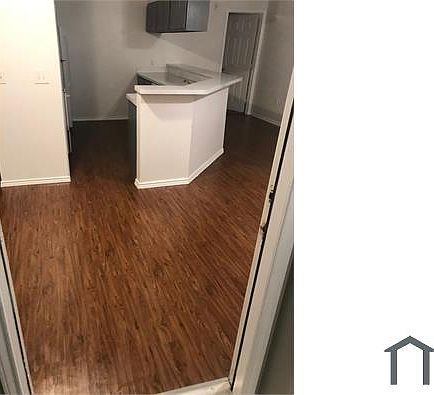 1st image of 7560 Windsor Oaks