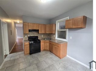 428 S 17th St #1, Newark, NJ