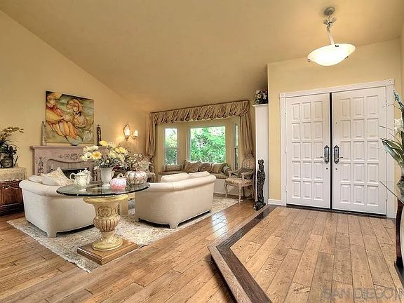 4th image of 3649 Lago Sereno