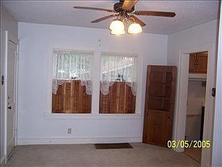 5th image of 406 Kreitzer Ave