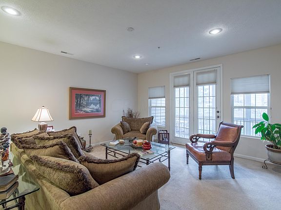 4th image of 6096 Sowerby Ln
