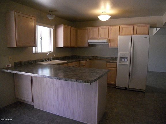 3rd image of 10200 N Camino Valdeflores