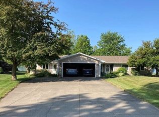 555 Ln 101 Lake Pleasant, Fremont, IN 46737