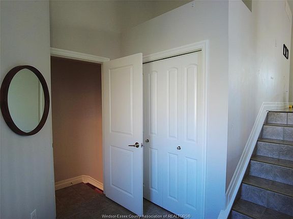 3rd image of 1883 Arthur Rd