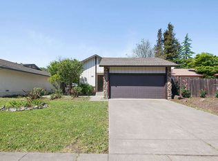 6721 Avenida Cala, Rohnert Park, CA 94928