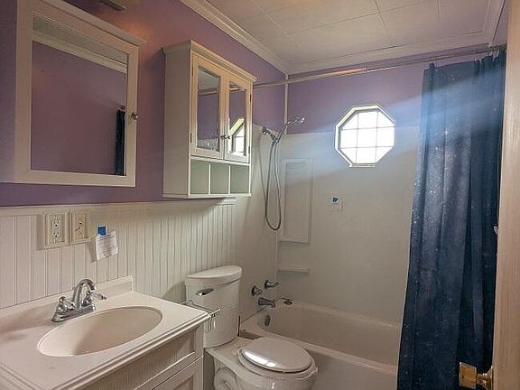 2nd image of 216 Miller Dr