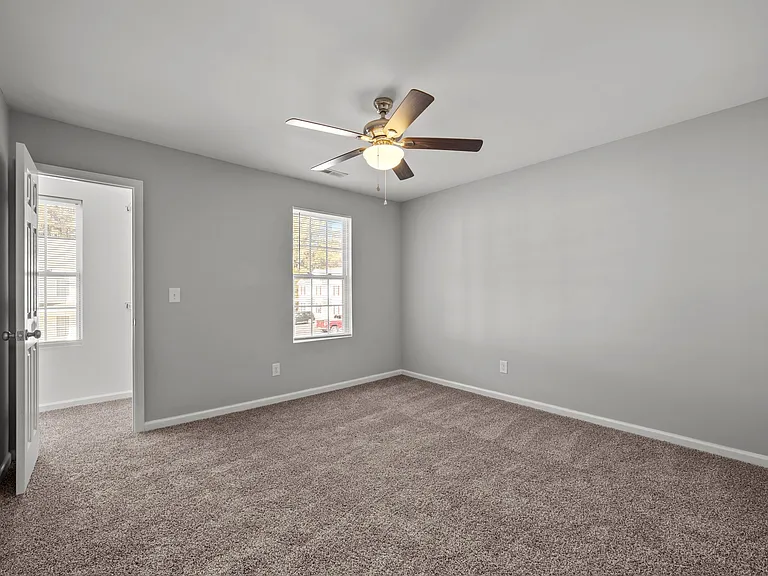 4021 Cobblestone Dr #7 — Photo 28