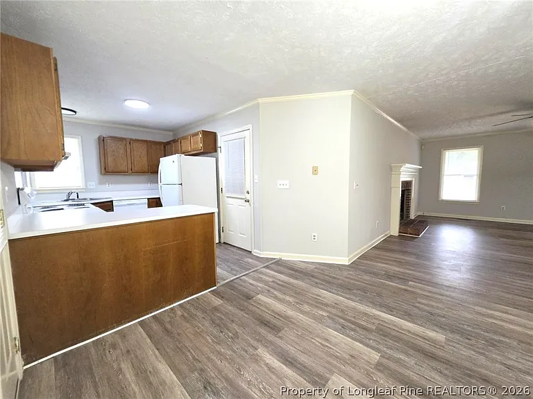 6900 Saint Julian Way — Photo 16