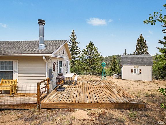 5th image of 412 Bordenville Court