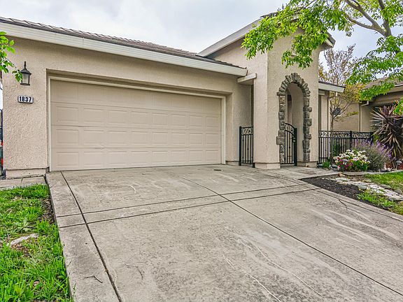 2nd image of 1837 Acari Ave