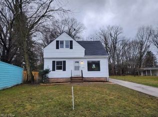 17824 Dalewood Ave, Maple Heights, OH