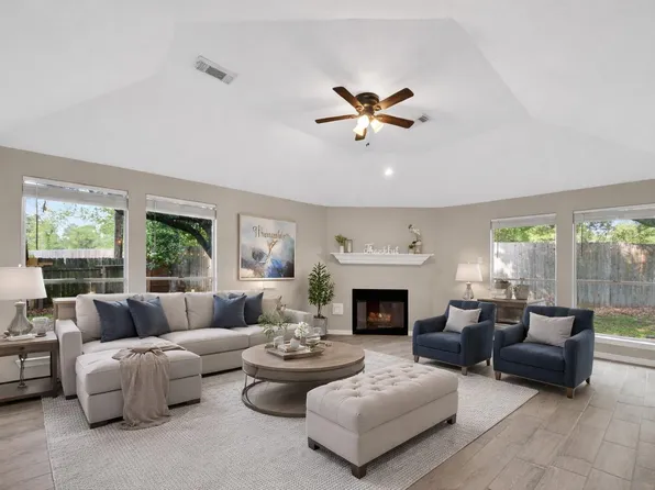 2406 Brandy Mill Rd, Houston, TX 77067