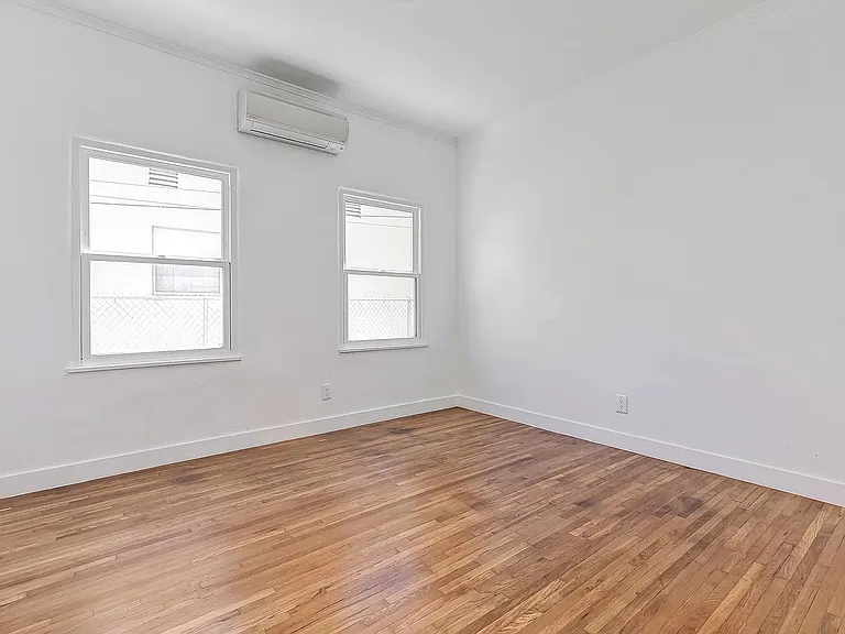 3429 Edgehill Dr #2 — Photo 12