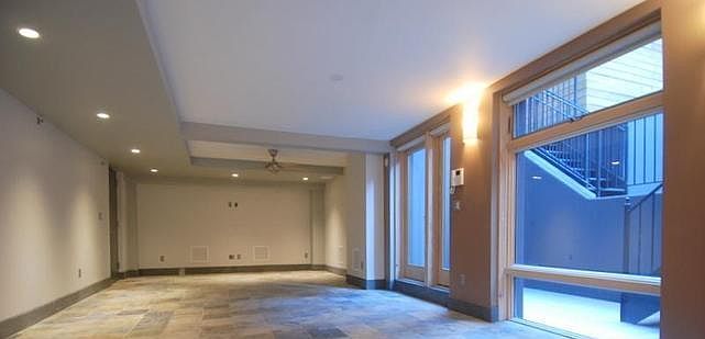 2nd image of 532 E 5th St APT 1R