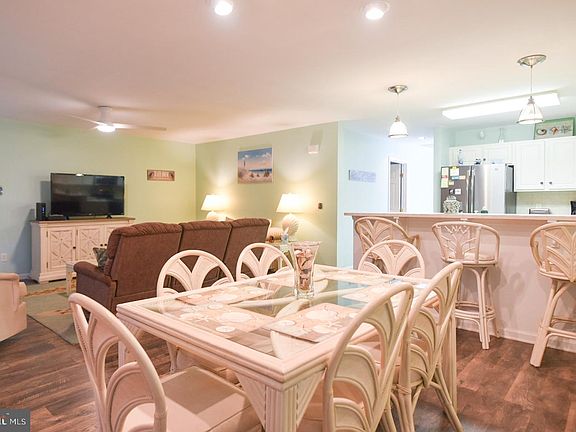 4th image of 195 Pine Tree Rd