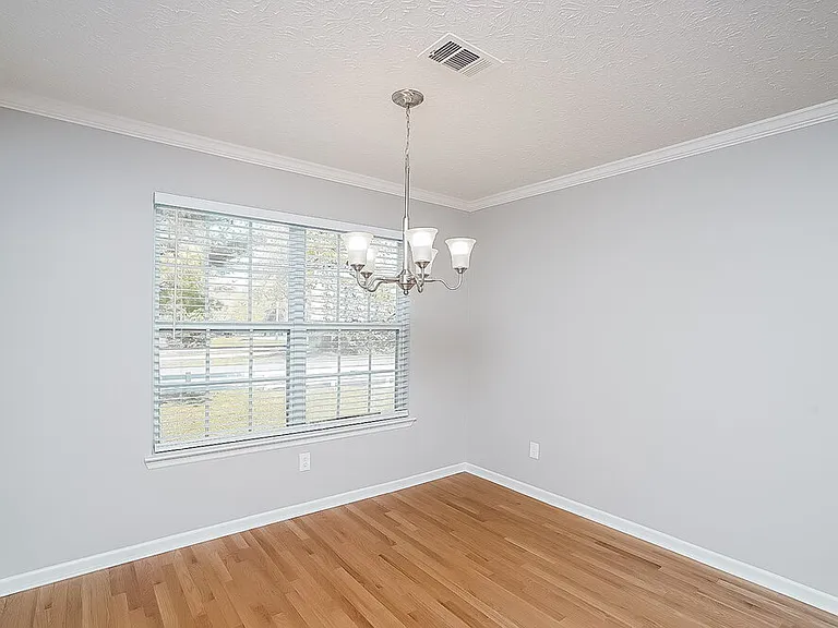 400 Hunters Path Ct — Photo 6