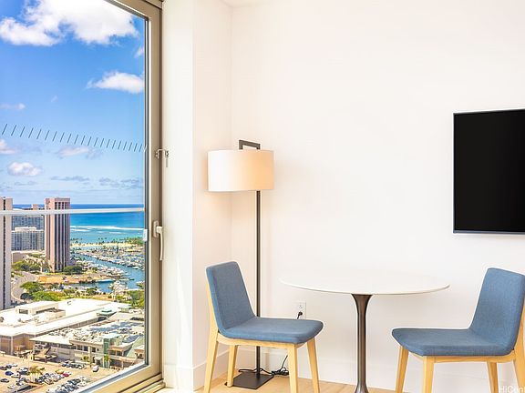 2nd image of 1390 Kapiolani Blvd #3507